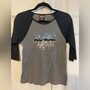 Women’s Harley Davidson, 3/4 sleeve, black & gray top, size large